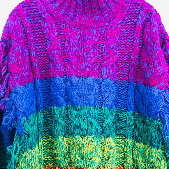 Farm Rio Multicolored yarn sweater. - Picture 10 of 16